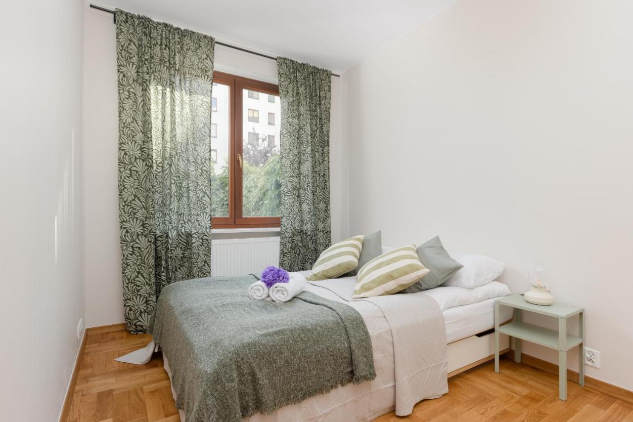 Warsaw Bobrowiecka Apartment By Noclegi Renters Екстериор снимка